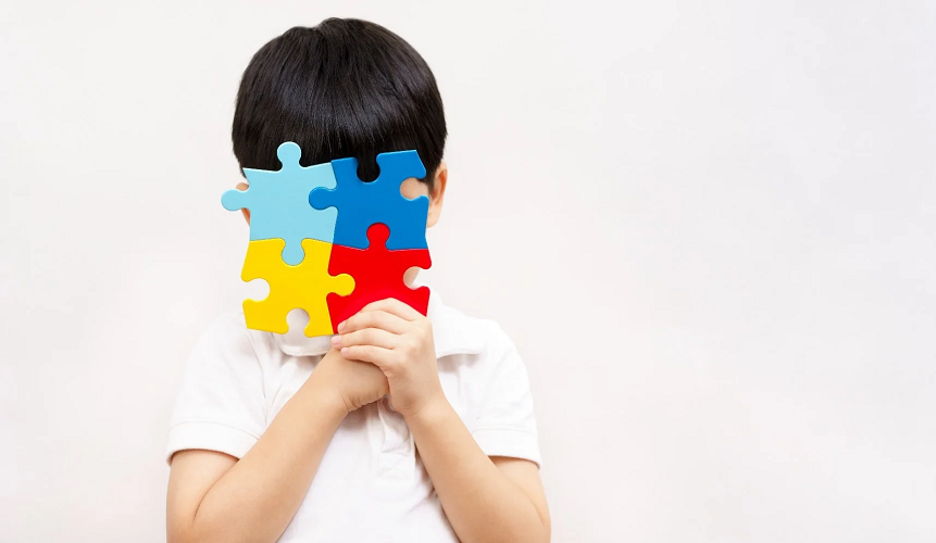 مشکلات خانواده های دارای فرزند مبتلا به اوتیسم